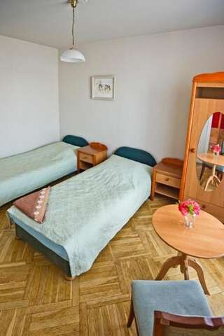 Апарт-отели Aparthotel Styl Краков Двухместный номер с 2 отдельными кроватями-12